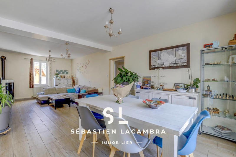 Maison - 139 m² - 6 pièces