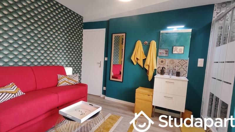 Chambre - 12 m² - 1 pièce