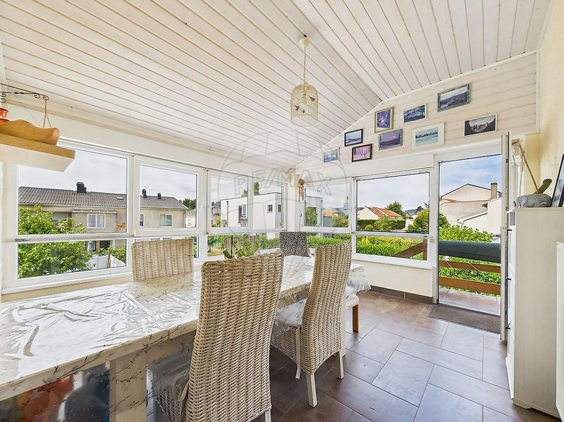 Duplex - 122 m² - 6 pièces