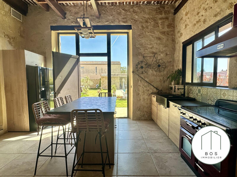 Bastide - 210 m² - 7 pièces