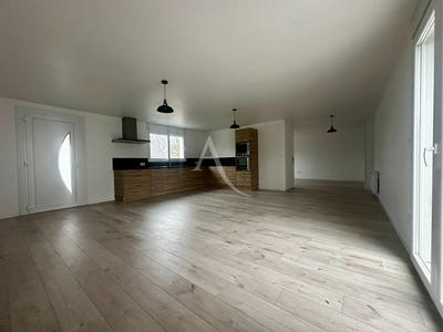 Maison - 145 m² - 7 pièces