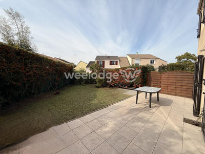 Maison - 96 m² - 5 pièces