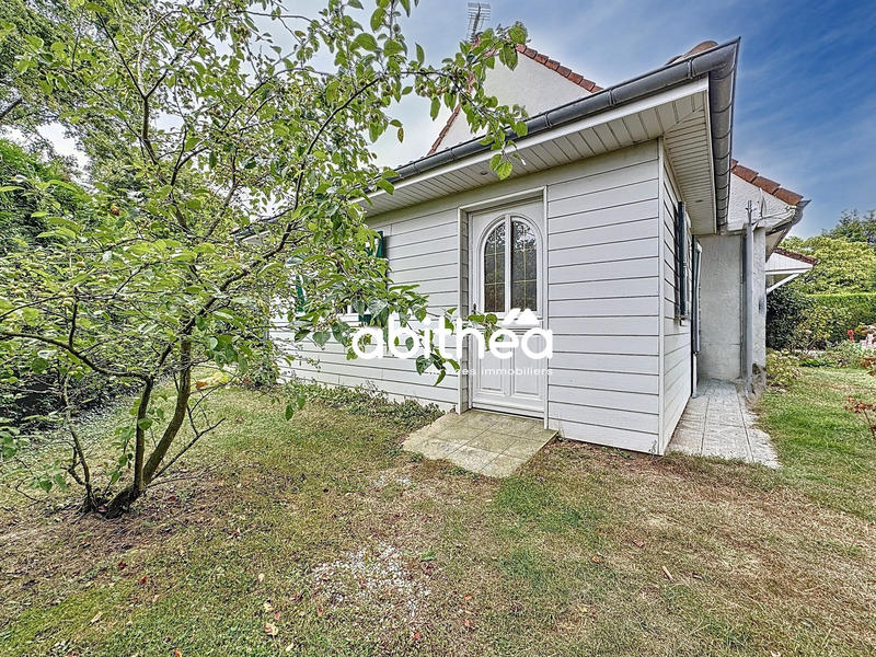 Maison - 188 m² - 8 pièces