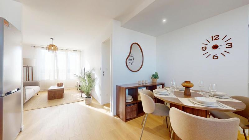 Appartement - 81 m² - 5 pièces