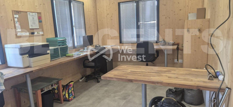 Local commercial - 205 m²