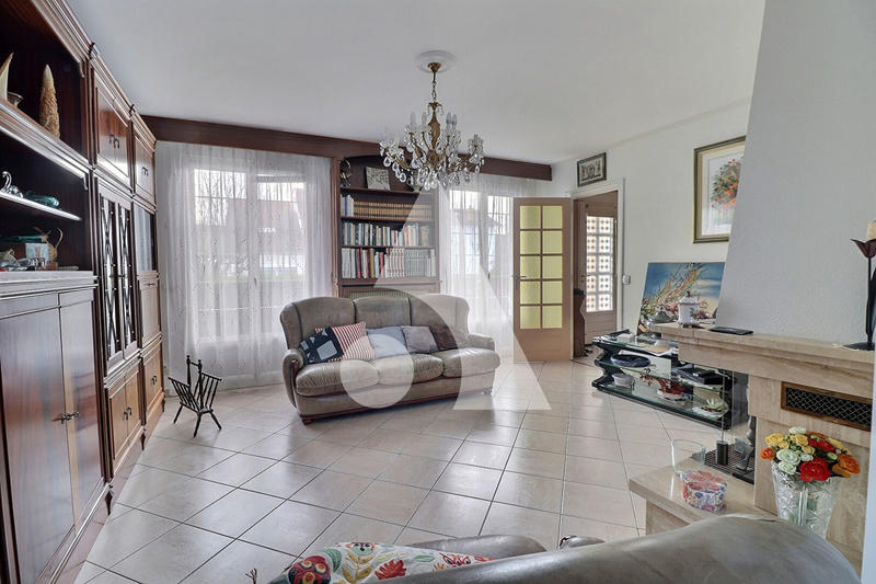 Maison - 115 m² - 5 pièces