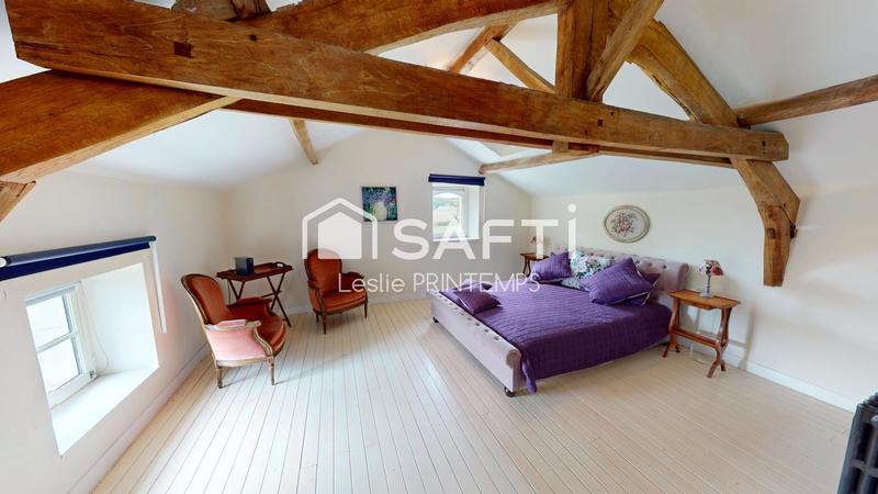 Maison - 200 m² - 6 pièces