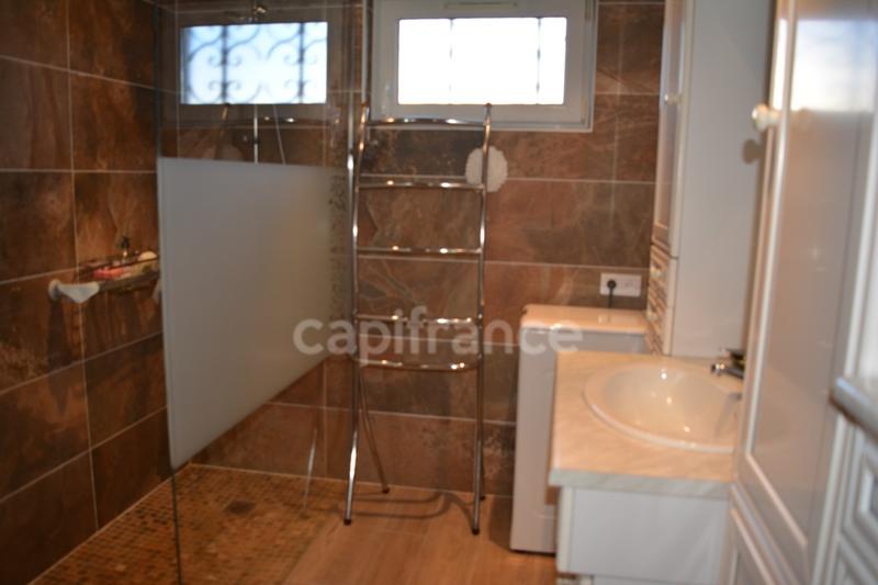 Maison - 262 m² - 8 pièces