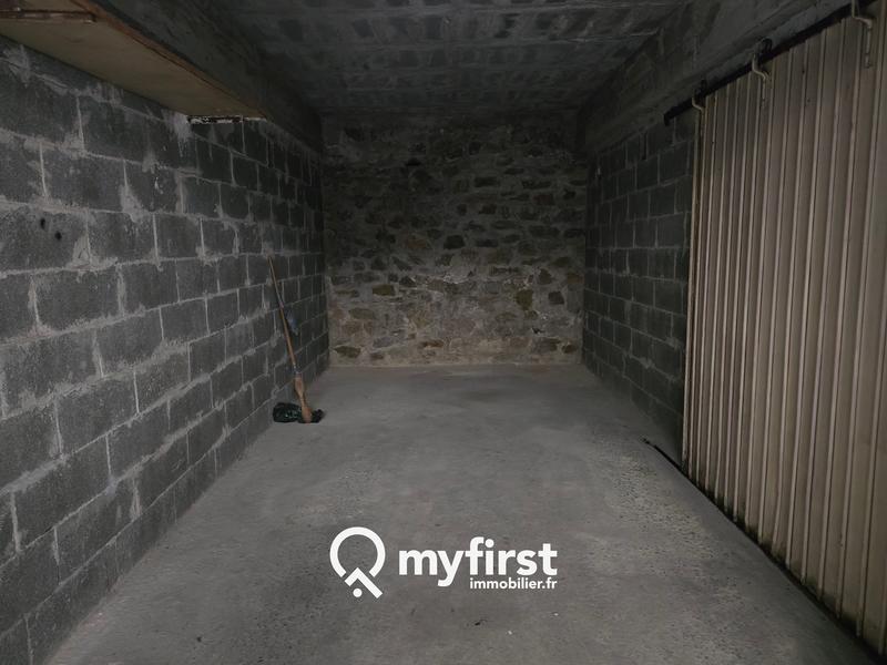 Parking / Garage - 13 m²