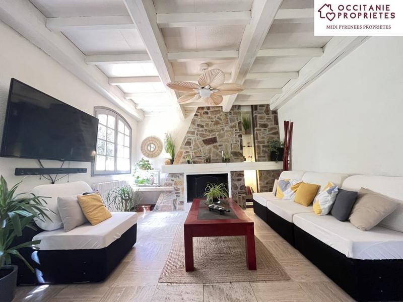 Villa - 269 m² - 13 pièces