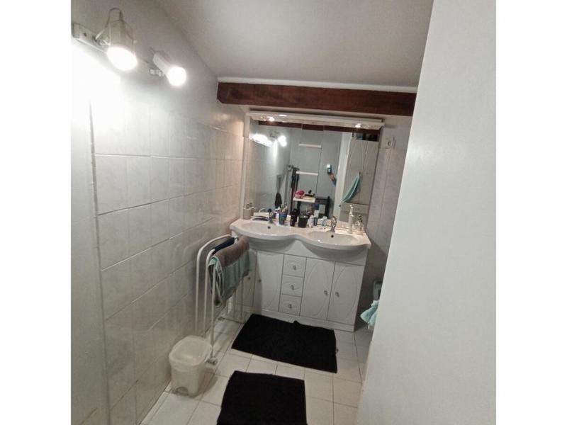 Propriété - 230 m² - 6 pièces