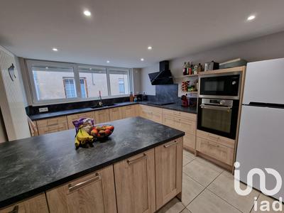 Maison de ville - 242 m² - 9 pièces