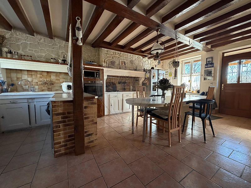 Maison - 151 m² - 6 pièces