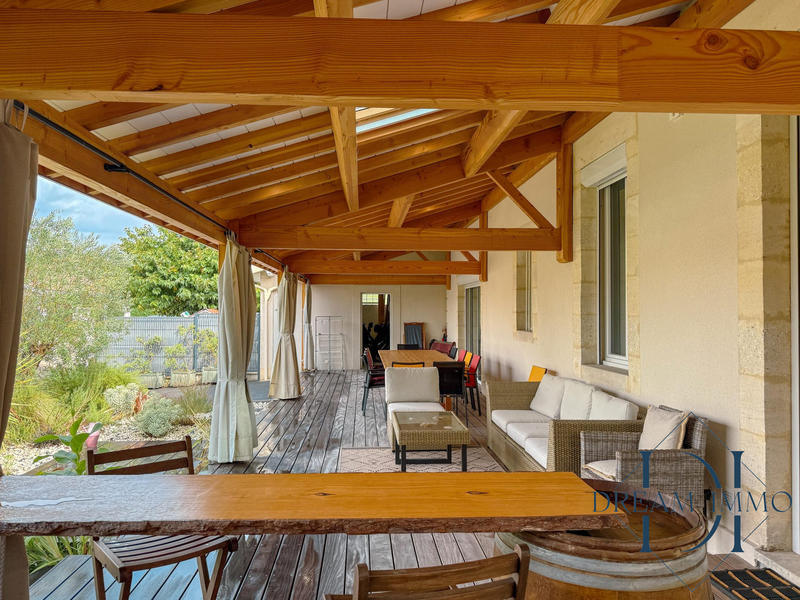 Maison - 144 m² - 6 pièces