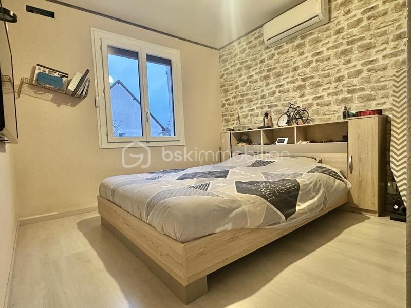 Pavillon - 150 m² - 7 pièces