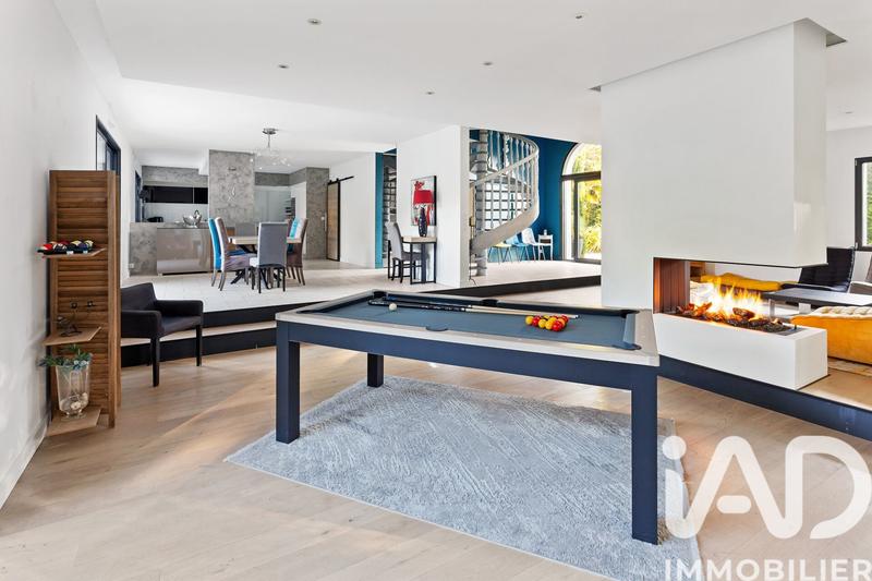 Maison de maîtres - 283 m² - 9 pièces