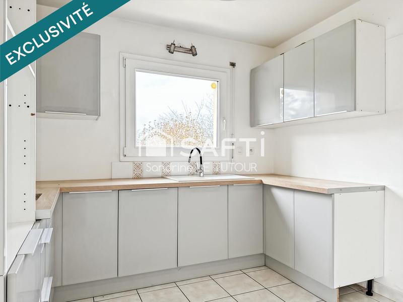 Maison - 93 m² - 5 pièces