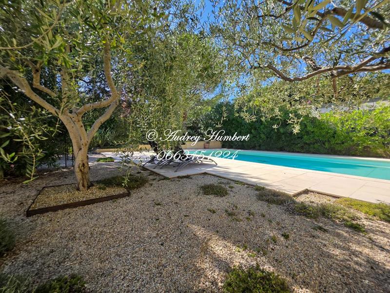 Maison - 98 m² - 4 pièces