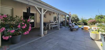 Maison - 401 m² - 10 pièces