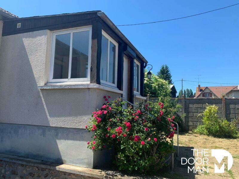 Maison - 93 m² - 4 pièces