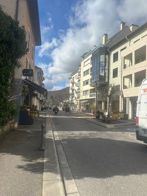 Magasins - 59 m² - 1 pièce