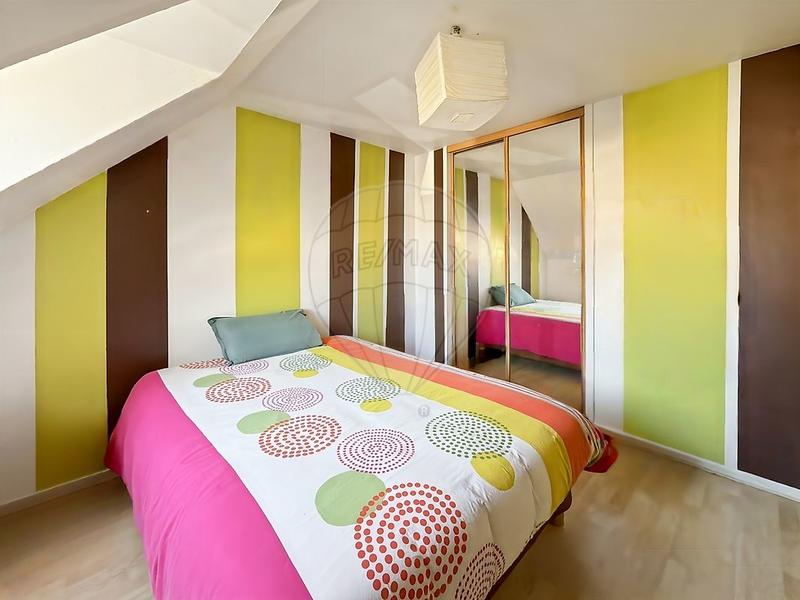 Maison - 97 m² - 5 pièces