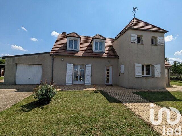 Maison - 160 m² - 8 pièces