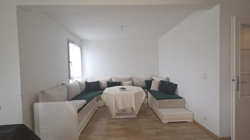 Appartement ancien - 74 m² - 3 pièces