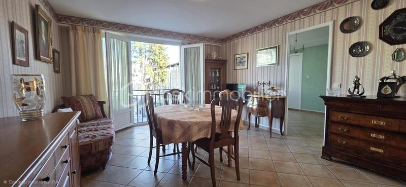 Appartement - 75 m² - 4 pièces