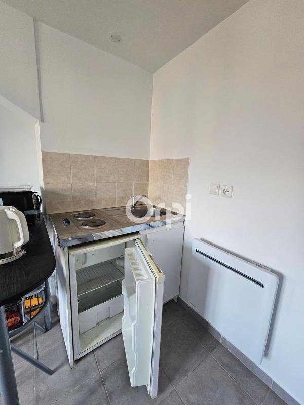 Studio - 14 m² - 2 pièces