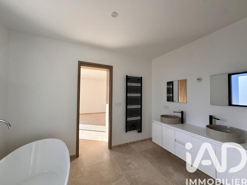 Maison de maîtres - 250 m² - 5 pièces