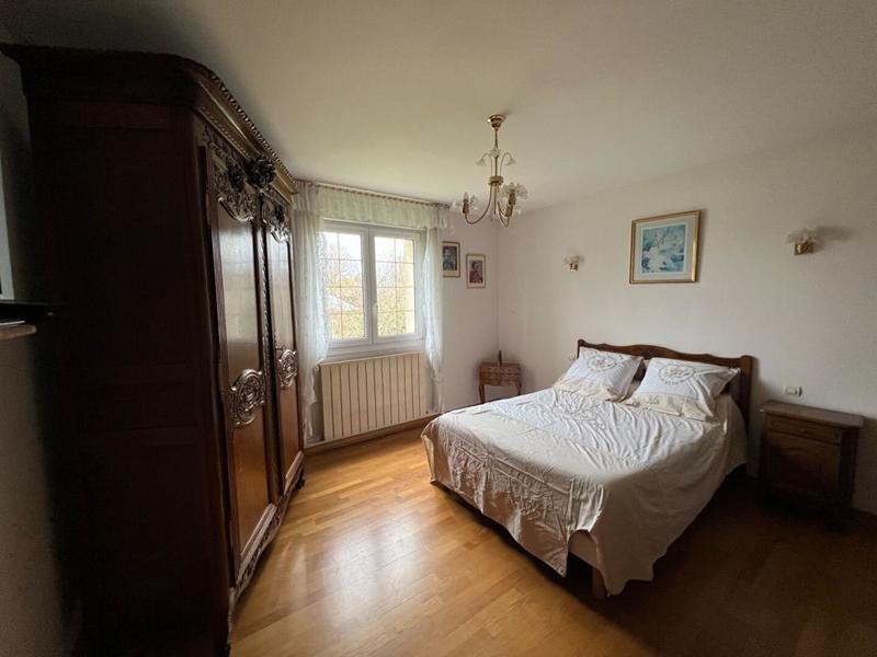 Maison - 159 m² - 6 pièces