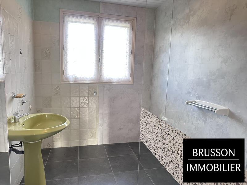 Maison traditionnelle - 102 m² - 4 pièces