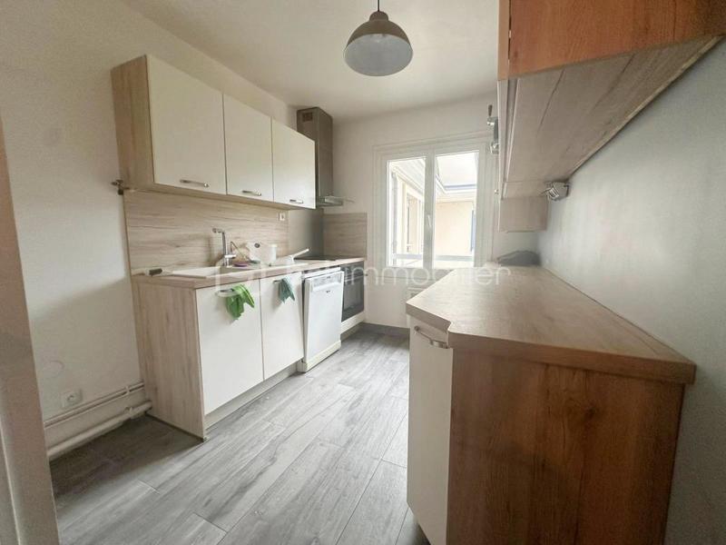 Appartement - 86 m² - 4 pièces