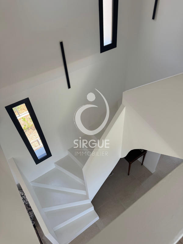 Villa - 167 m² - 5 pièces