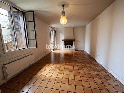 Maison - 110 m² - 4 pièces