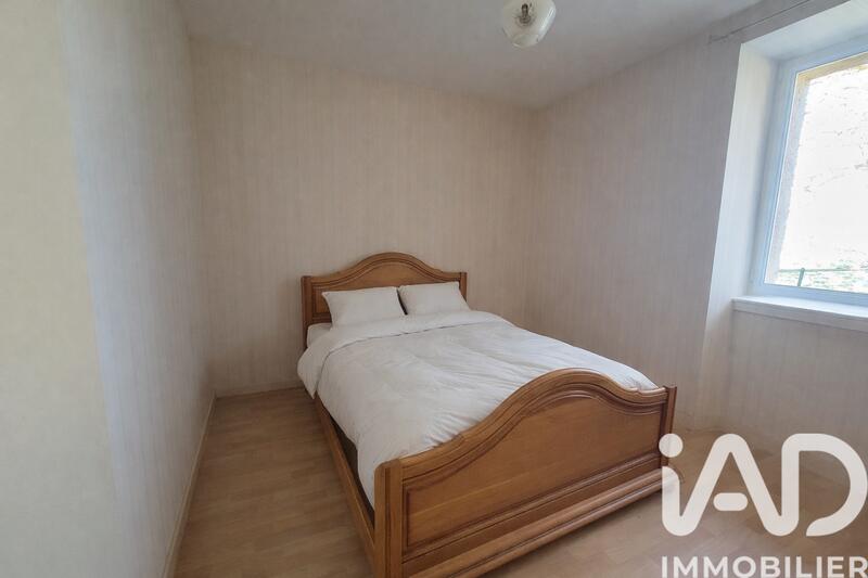 Maison - 90 m² - 6 pièces