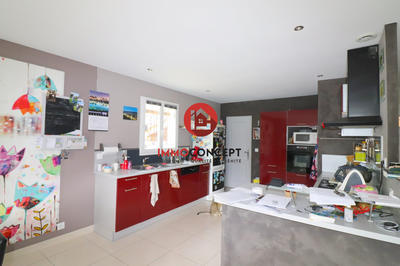 Villa - 117 m² - 6 pièces