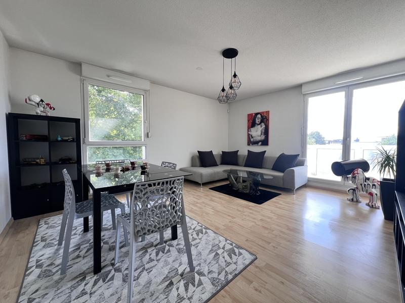 Appartement - 70 m² - 3 pièces