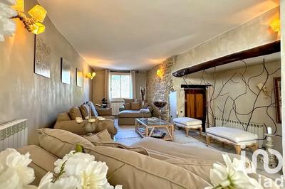 Maison de village - 239 m² - 6 pièces