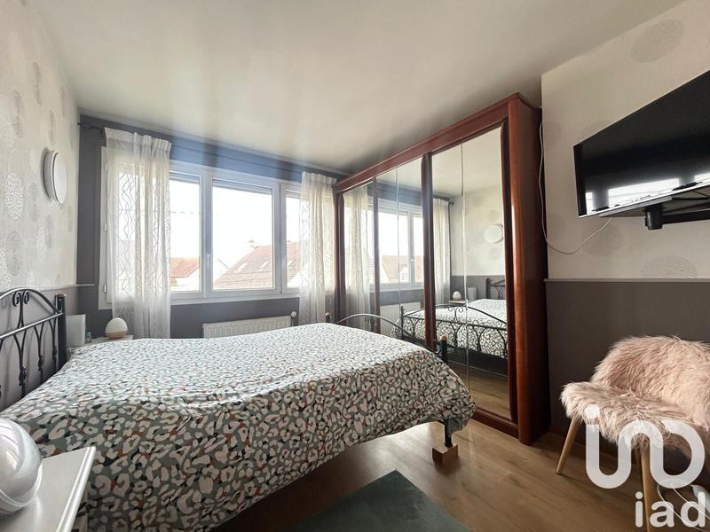 Maison - 80 m² - 5 pièces