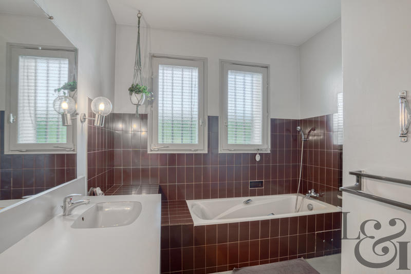 Maison - 145 m² - 6 pièces