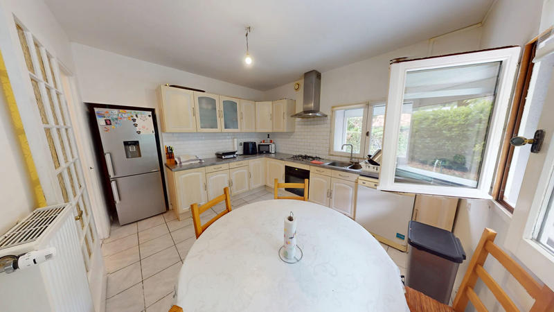 Maison - 152 m² - 6 pièces