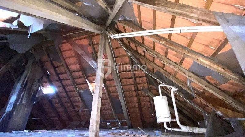 Maison - 366 m² - 12 pièces