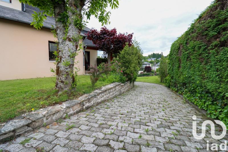 Maison de maîtres - 230 m² - 9 pièces