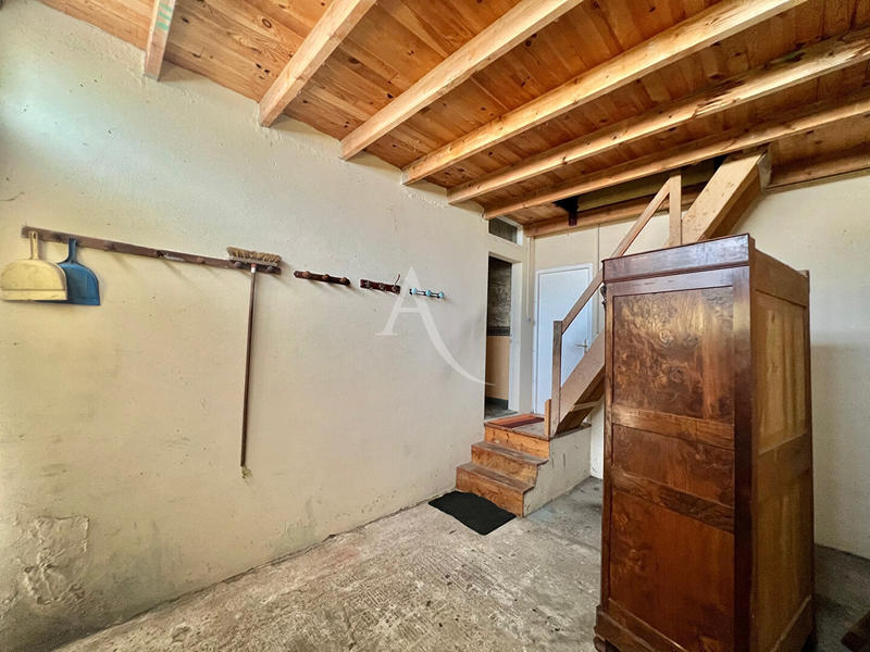 Maison - 96 m² - 5 pièces