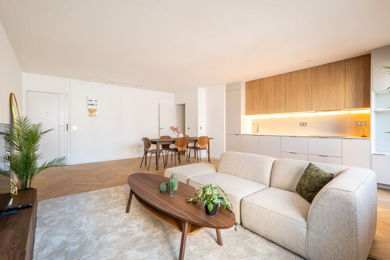 Appartement - 82 m² - 4 pièces