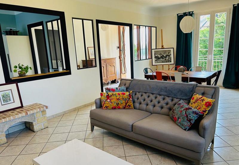 Villa - 200 m² - 8 pièces