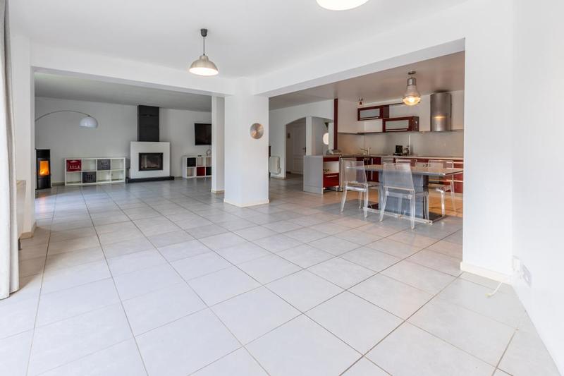 Maison ancienne - 195 m² - 5 pièces