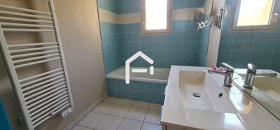 Maison - 104 m² - 5 pièces